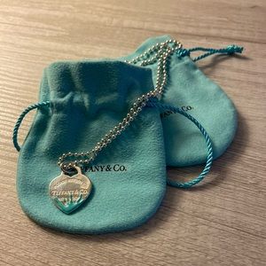 Brand new never worn medium Tiffany splash necklace with 16” bead necklace.